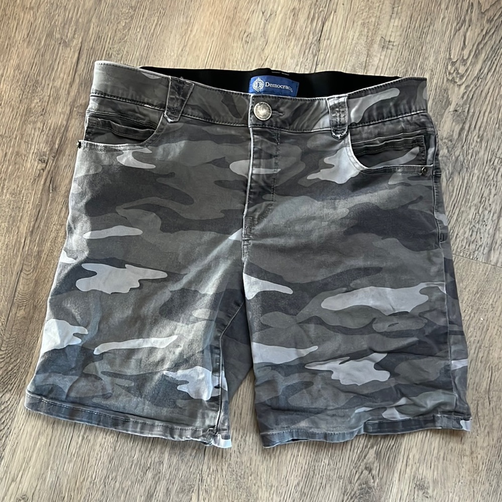 Women’s camo shorts